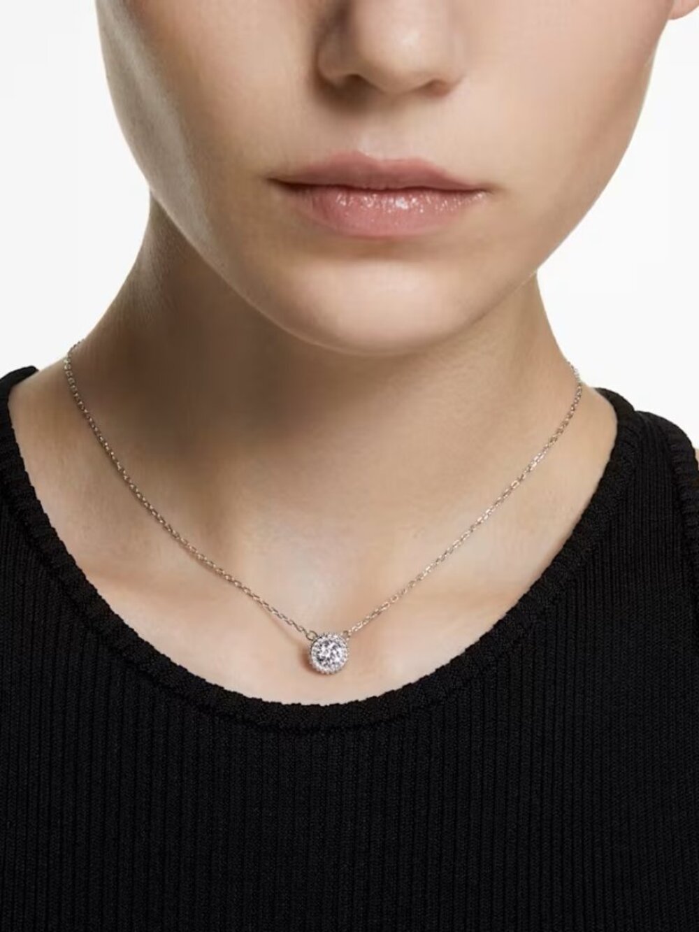 Una Angelic Pendant